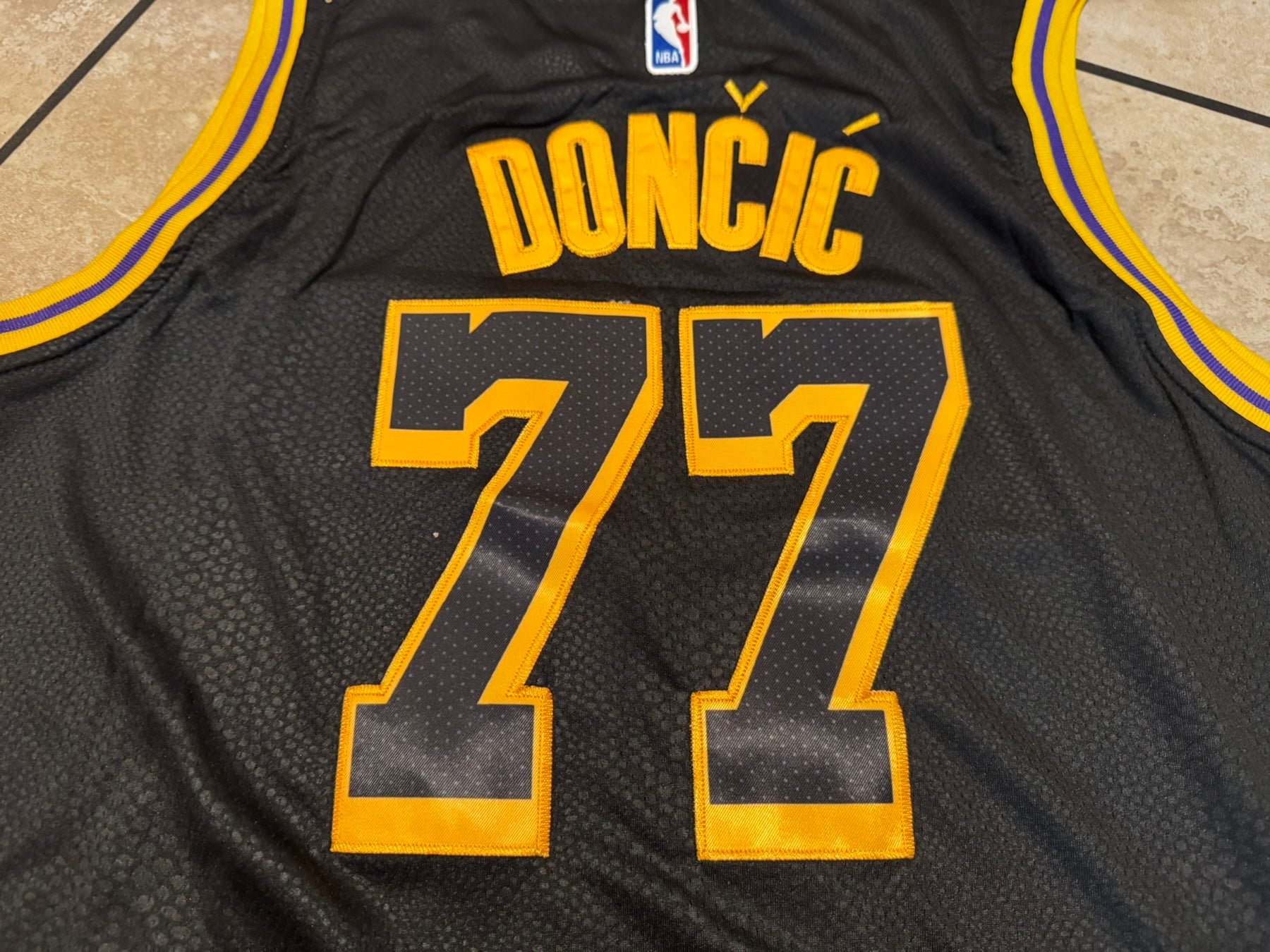 モ*グ様 刺繍 NBAユニフォーム LA Lakers Luka Doncic Amazon.com: Luka Doncic Los Angeles Lakers NBA Toddler 2-4
